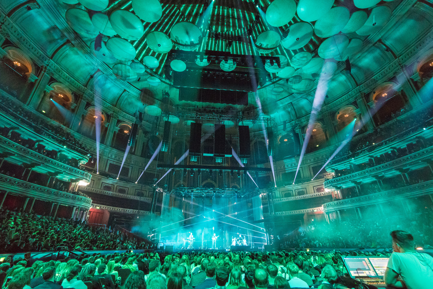 UK’s first deployment of L-ISA Immersive Hyperreal Sound delivers dazzling experience for alt-J fans at the Royal Albert Hall